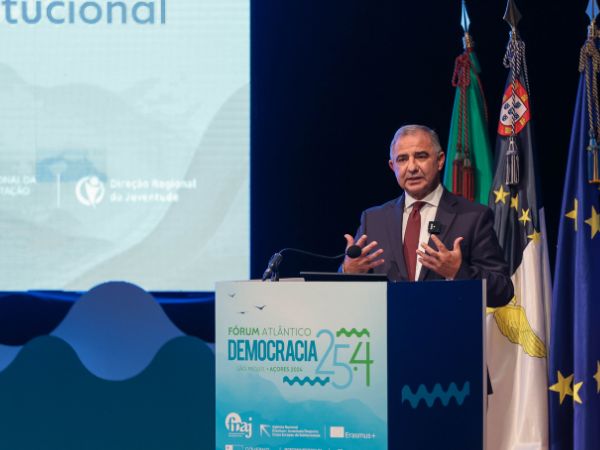 1727629847govregional_forum_atlantico.jpg