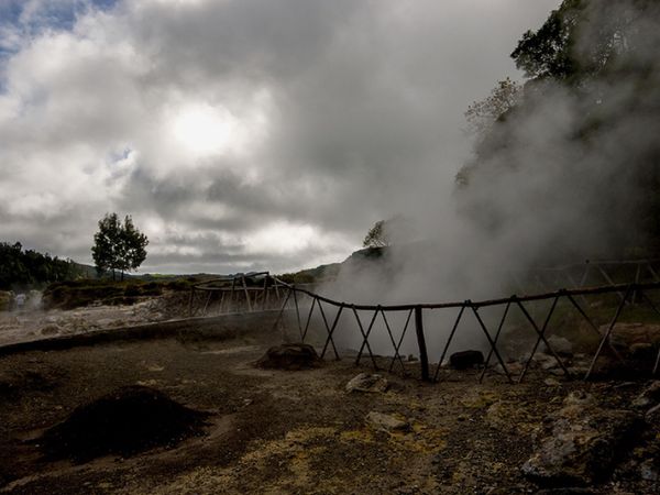 1728666283turismo_Lagoa_das_Furnas_PRC06SMI.jpg